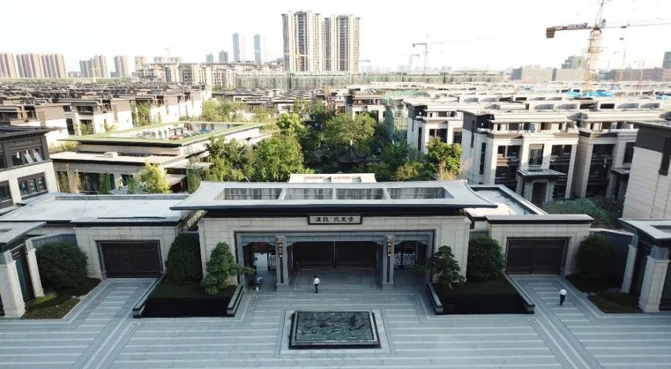 建發玖里灣疊墅